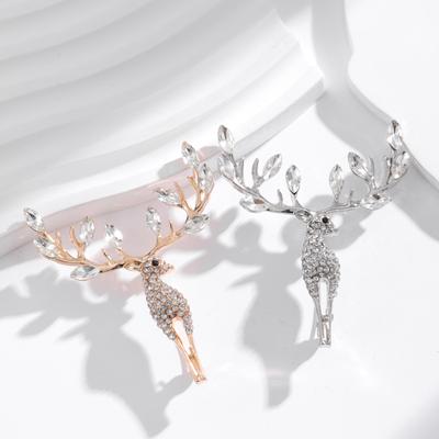 Módna personalizovaná brošňa soba elegantná temperamentná kamienková zvieracia hruď kvetina ihlica všestranné doplnky k oblečeniu