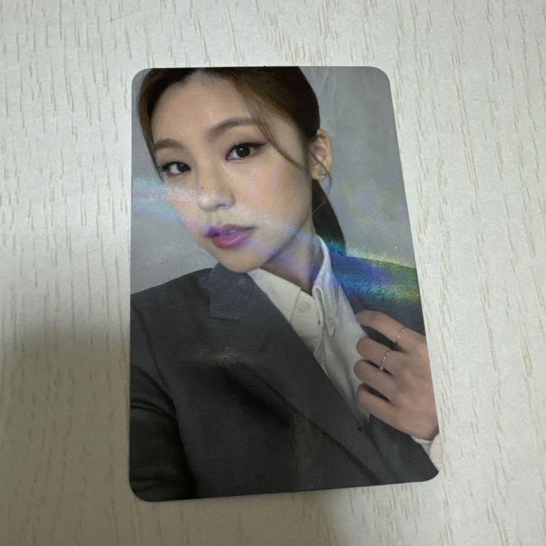 

[USED] ITZY CHECKMATE soundwave bonus trading card Yeji