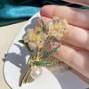 Exquisite Sparkling   Flower Pearl Brooches For Women Clothing Coat Jewelry Accessries Gifts