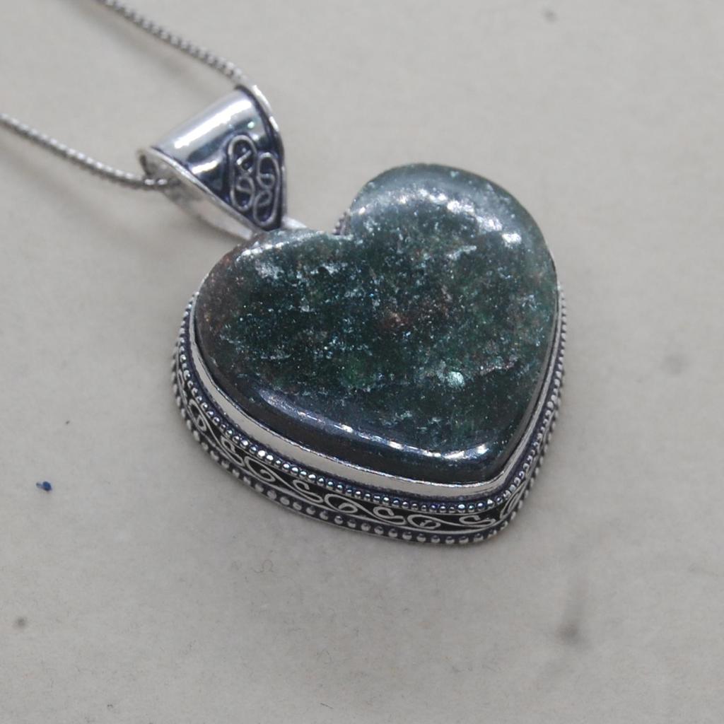 Heart Shape Green Seraphinite 925 Sterling Silver Pendant Jewelry, Artisan Boho Style Seraphinite Pendant