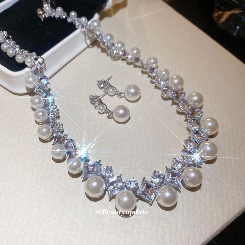 Diamond-studded rhombus pearl necklace and earring set - french vintage elegant versatile jewelry set