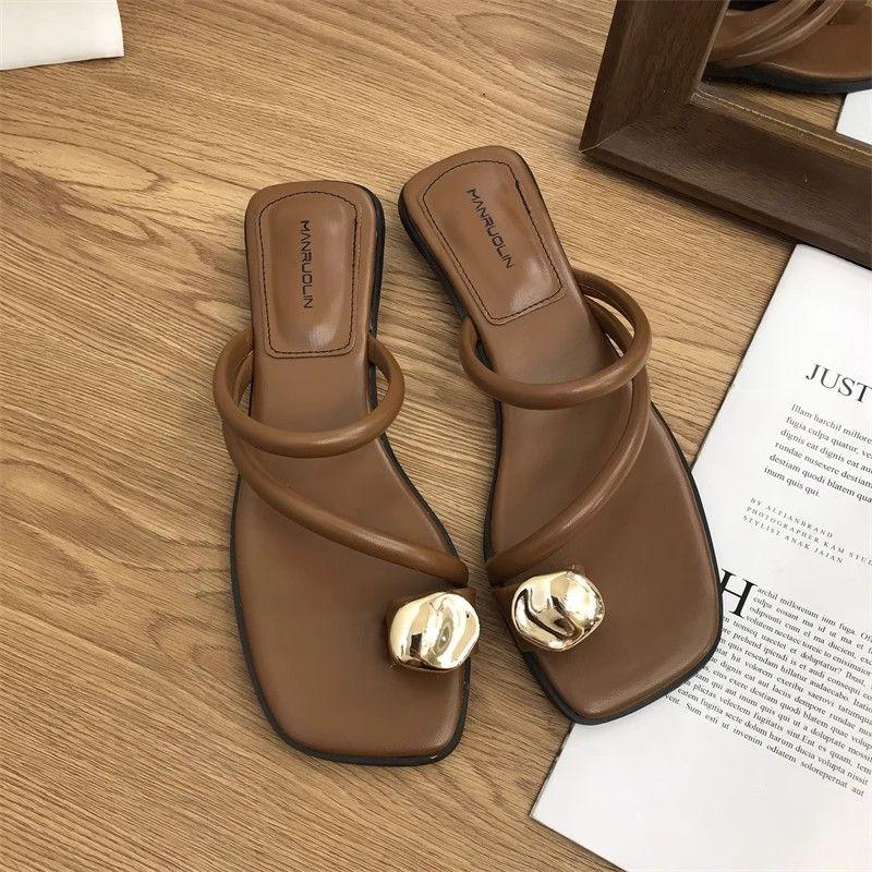 

Женские тапочки, летние сандалии с кристаллами и драгоценностями на пляже, белые туфли для женщин 2024 года, шлепанцы на низком каблуке, Rhenstone Vip F 41