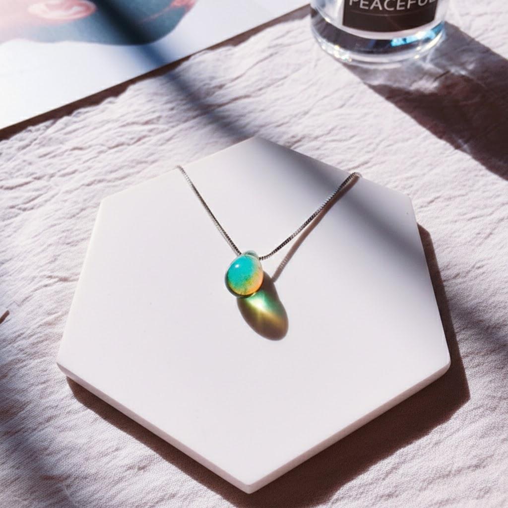 

Fashion Jewelry Silver Necklace Crystal Oval Water Drop Charm Pendant Necklace Jewelry Accessories for Women Girls
