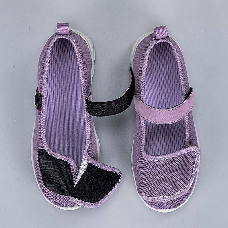 Sandals Woman 2025 Summer Hollow Loose Mother Shoes Women Soft Sole Light Breathable Old Shoes Casual Shoes High Heeled Sandals