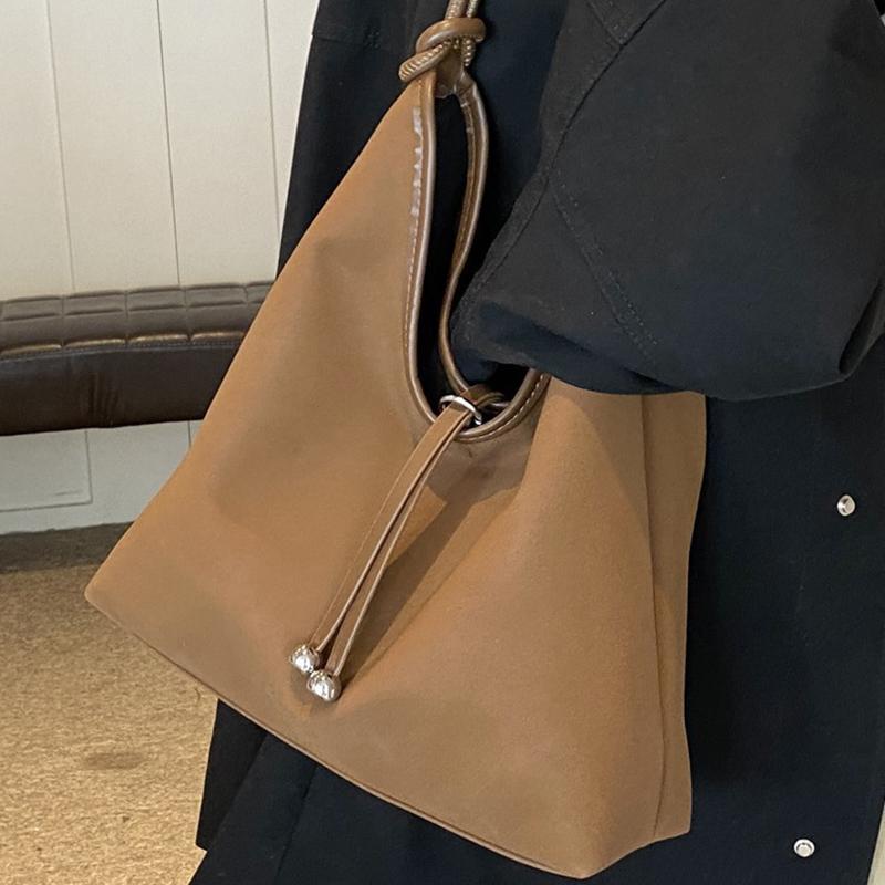 Women Faux Suede Large Capacity Underarm Bag New Autumn Winter Fashion Retro One Shoulder Bag Versatile Commuter Tote Bag