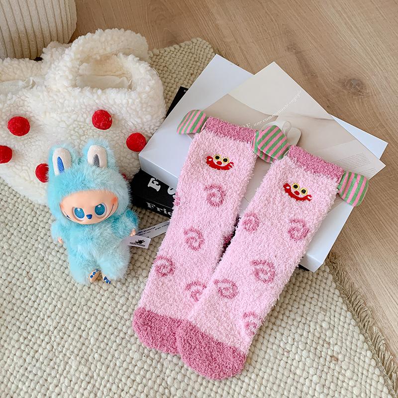 Women's Mid Calf Socks Cartoon Coral Fleece Sleep Socks Thick Warm Cozy Floor Socks For Winter Autumn