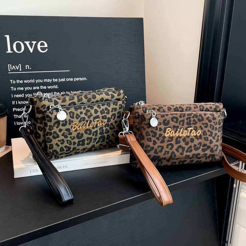 Women's Leopard Print Handbag Vintage Shoulder Bag