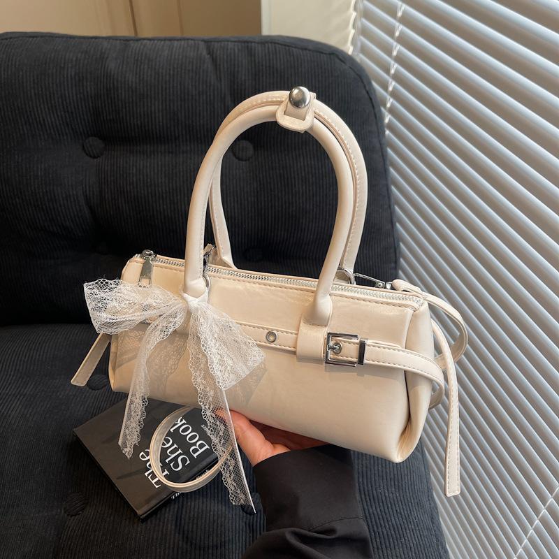 Premium bag women's summer new fashion niche messenger bag women's portable baguette bag