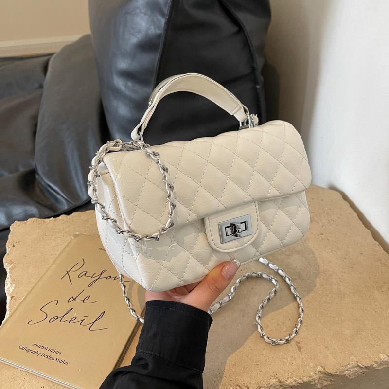 New fashionable high-end diamond chain bag versatile portable shoulder oblique span women's bag