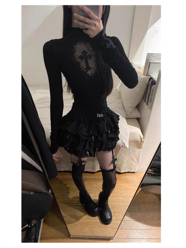 Dark American Style Spicy Girl Cross Cutout High Neck Women's Slim Fit Top - Spring/Autumn T-shirt