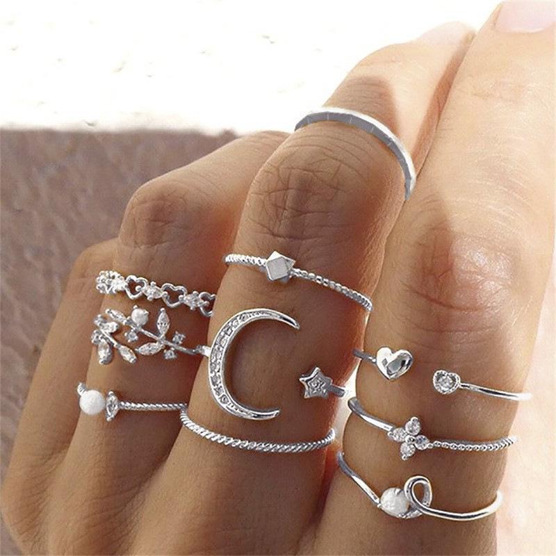 10-Piece Star and Moon, Heart, and Leaf Knuckle Ring Set - Creative Retro Women's Rings