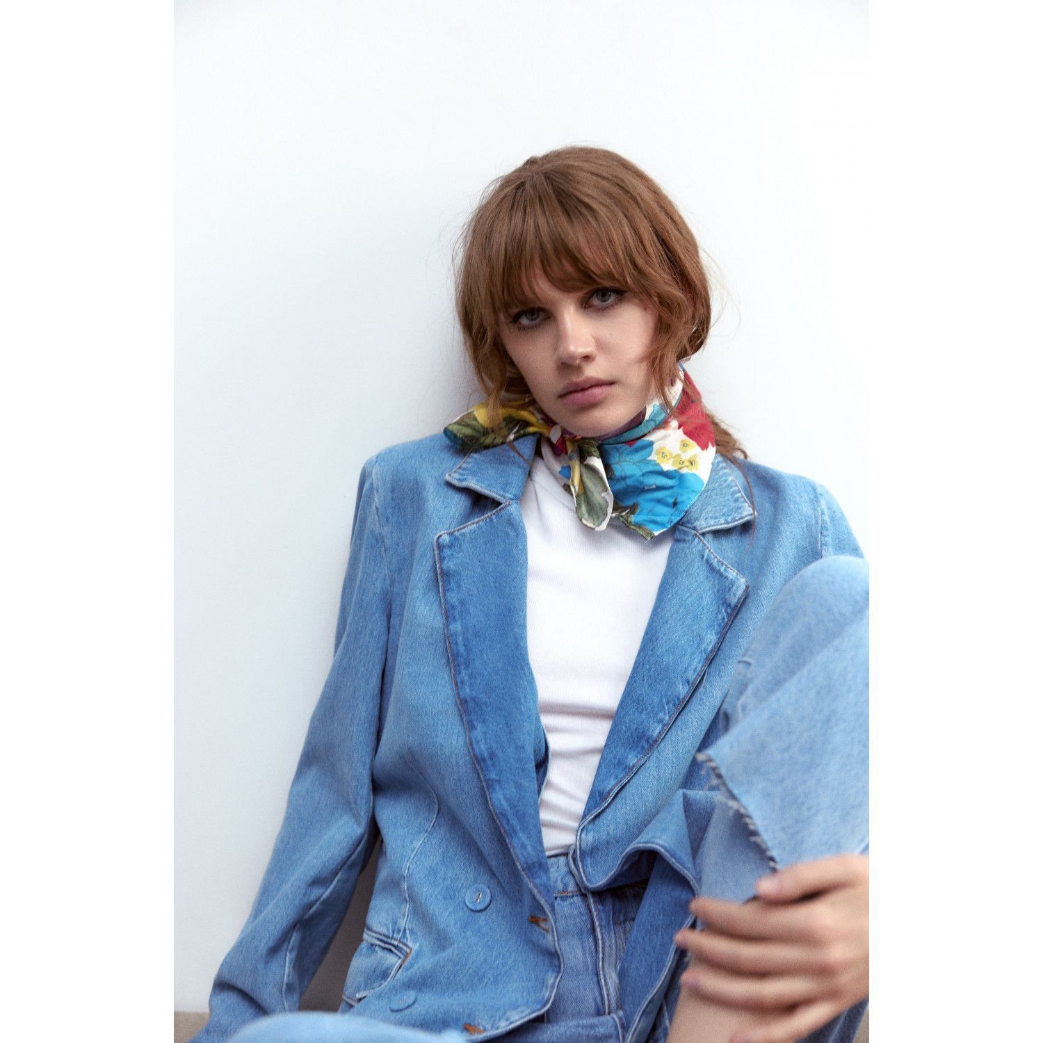 

SATIN FLORAL PRINT SCARF