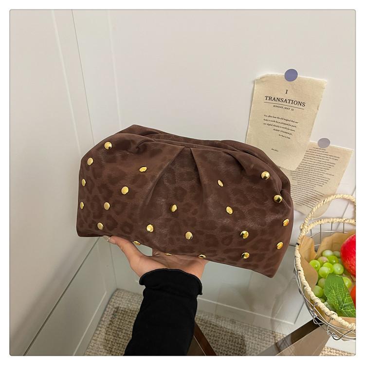 Trendy Women Hobo Bags Wrinkled Clutches Crossbody Dumpling Bag Studded Unique Comfortable Texture Handheld Bag for Ladies