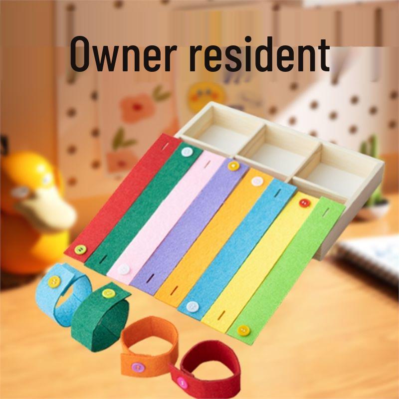 Montessori Felt Button Bracelet for Early Childhood Development - Ideal for 3-Year-Olds in Kindergarten Classrooms.