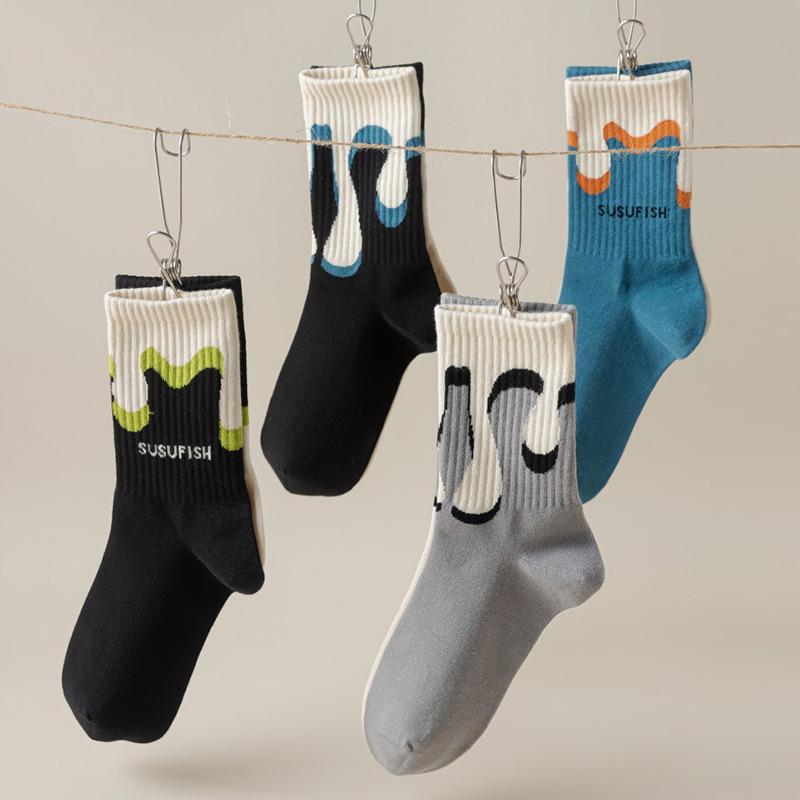 Autumn Combed Cotton Socks, Retro Asymmetrical AB Left and Right Foot Couple Mid-calf Socks, Trendy Socks