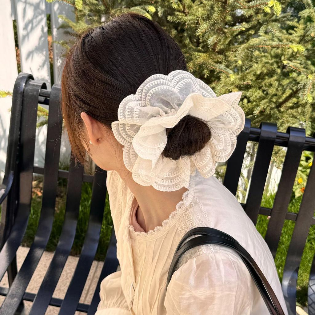 Double-layer French Lace Lace Pig Intestine Hair Band, Girlish Forest-style Bun Hairstyle, Elegant Hair Accessory and Hair Tie