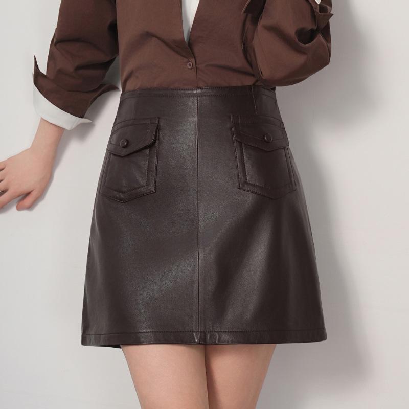 

High-Waisted A-Line Leather Skirt for Women - Autumn/Winter Hip-Hugging Style Size 26