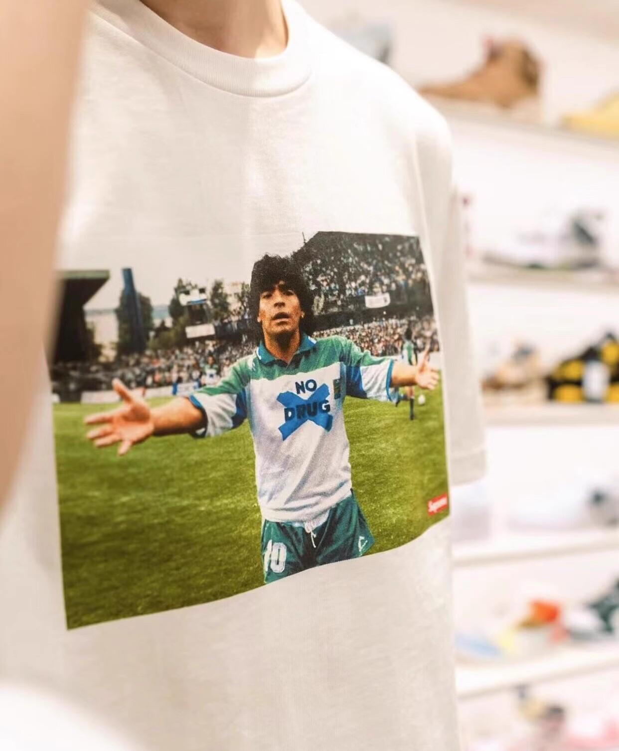 

Американский трендовый бренд SUP2025 Весенне-летняя новая футболка с принтом Марадоны для повседневной носки, спортивная, мужская и женская, одинаковая L