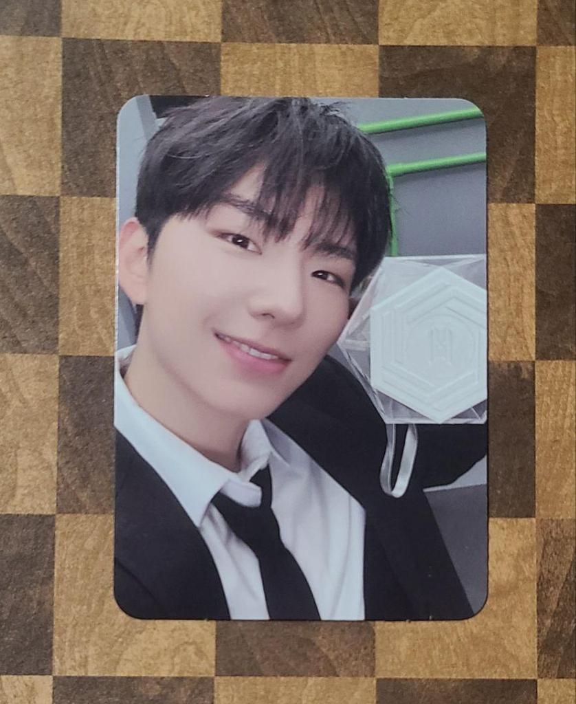 [USED] MONSTA X Kihyun FC Venue Pickup Trading Card Anonymous Shipping Included