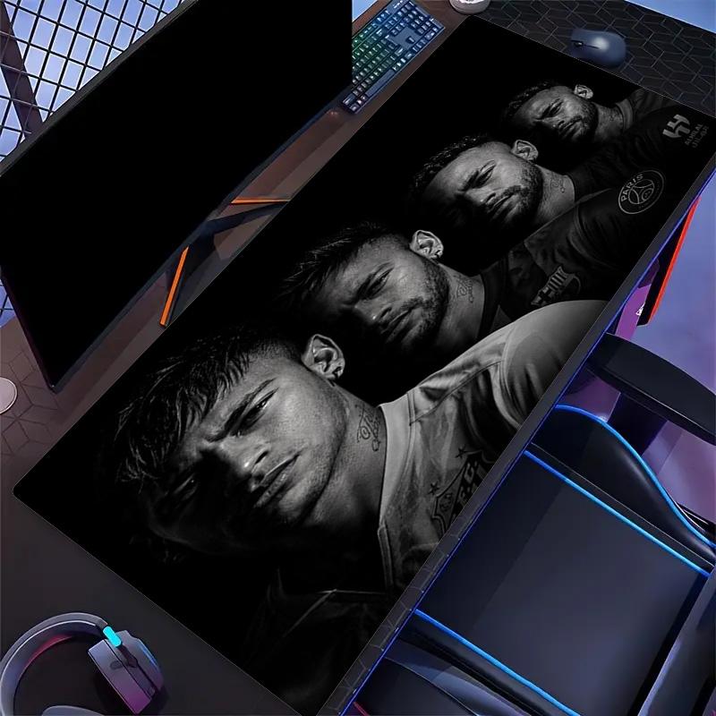 Football Superstars Group Portrait Large Gaming Mouse Pad Non Slip Extended Desk Mat For Keyboard Laptop Gamer Table Decor