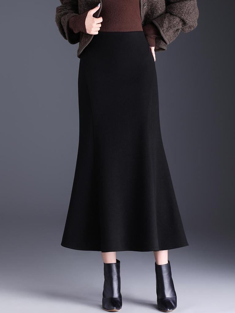 Collection Hiver 2025: Jupe Midi Moulante Queue de Poisson Taille Haute