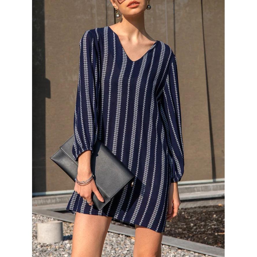 2022 Spring/Summer Women's Urban V-Neck Long-Sleeve Casual Dress