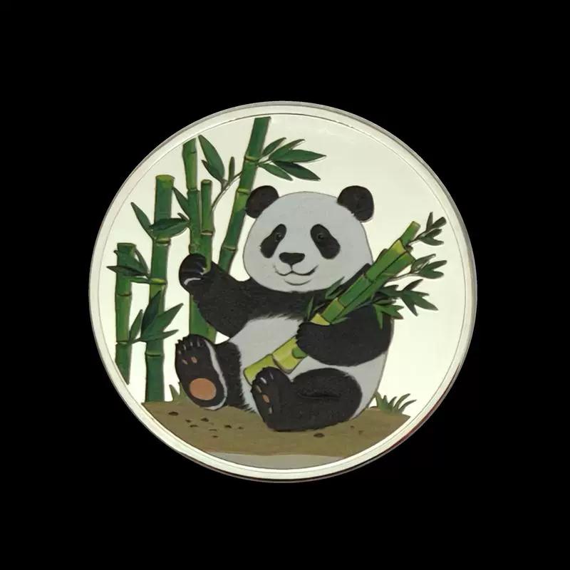 Tourist attractions, national treasures, panda souvenirs, playing with coins, commemorative medals, gold and silver coins, giant panda coins
