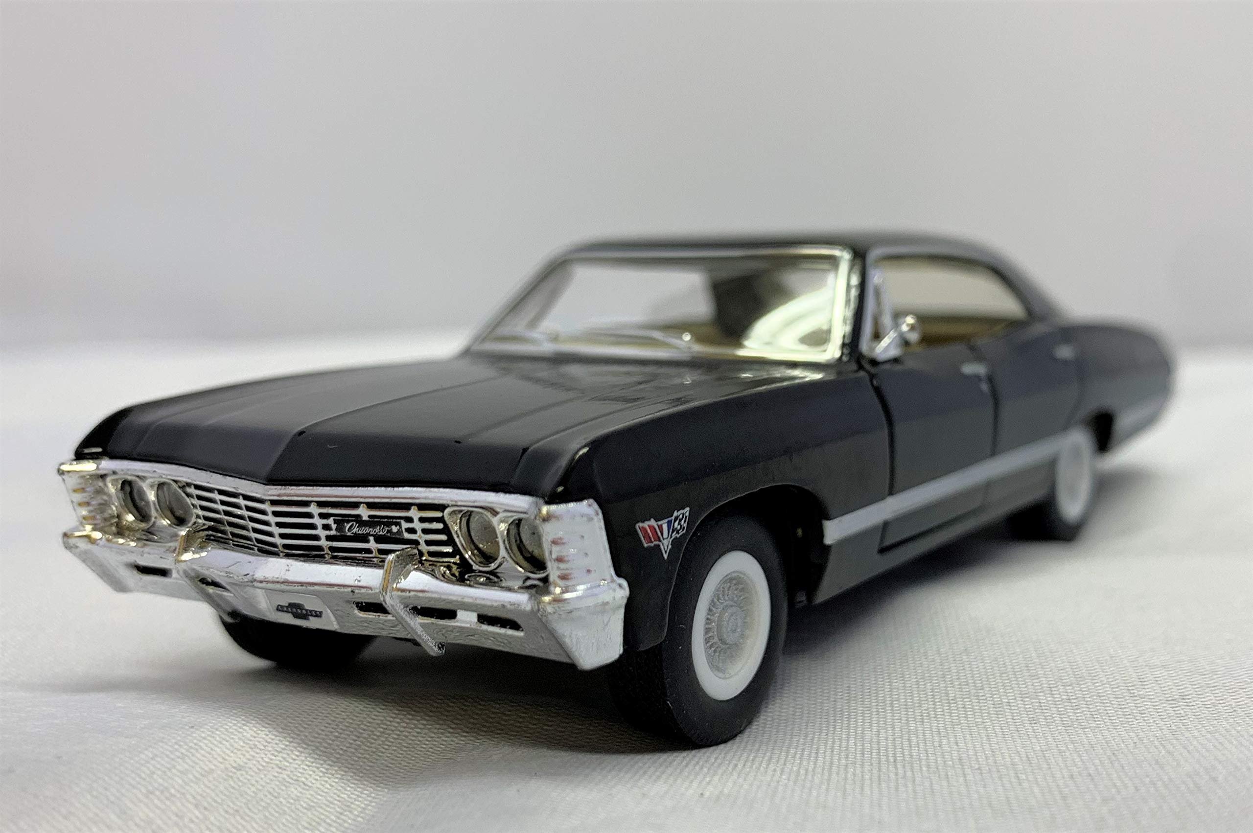 

KiNSMART 1967 Chevrolet Impala Pullback Mini Car 1/43 (черный)