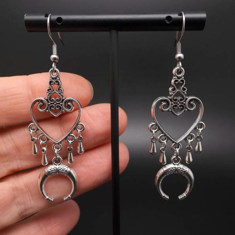 Vintage Gothic Court Tassel Dangle Earrings Silver Color Goth Punk Aesthetic Fashion Jewelry Accessory