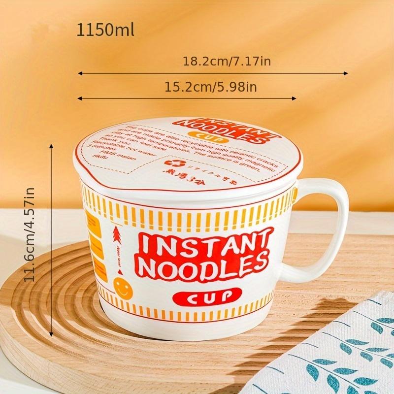 

Large Capacity Instant Noodle Bowl with Lid Colorful Ceramic Ramen,Cereal Cup with Handle, Microwave Safe, Perfect for Dorms and Home Use красный