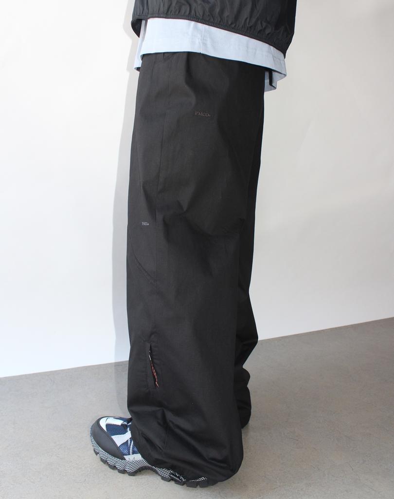 PMCO Curved Cut Wide Pants (Black)