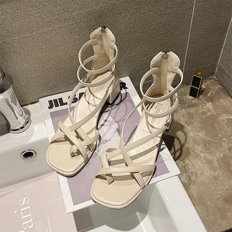 

Жіночі босоніжки на середньому підборі 2025 літній одяг корейська версія товстий підбор відкритий носок порожнисті римські туфлі інс супер вогонь високі круті чоботи жіночі 39 бежевий