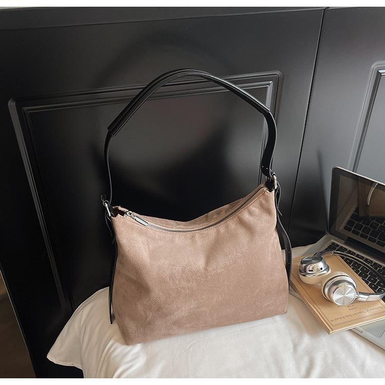 

Vintage niche tote bag women s bags suede large capacity underarm bag versatile commuter shoulder messenger bag
