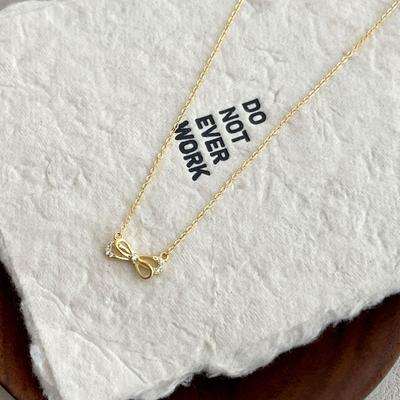 Versatile 18K Gold S925 Silver Bow Necklace: Light Luxury Butterfly Clavicle Chain for Women