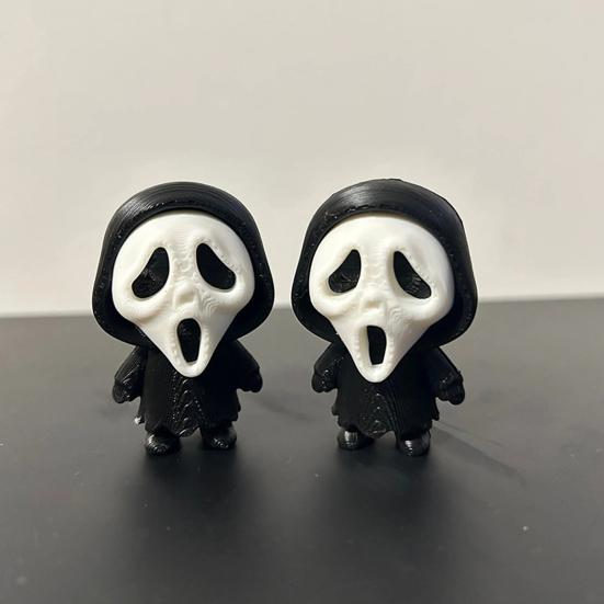 Scream Ghost Face Ornament 3D Printed Ornament, Mini Desktop Statue for Halloween Compact Decor Decoration, Funny Skeleton Figurine Home Office Shelf