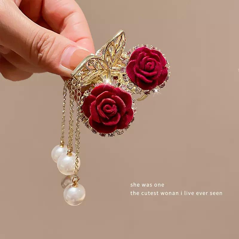 

Бархатная роза, вишня, кисточка, заколка-краб для хвостика для женщин