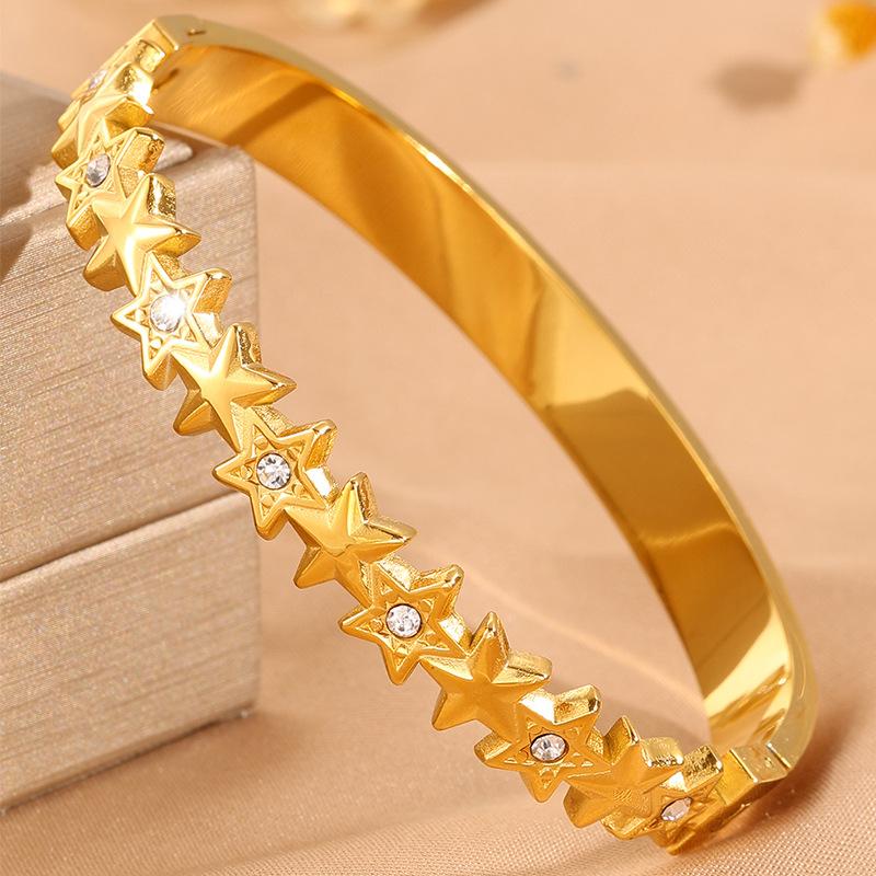 Sexy Little Star, Light Luxury, High-end, Fashionable and Retro Gift for Besties 17CM