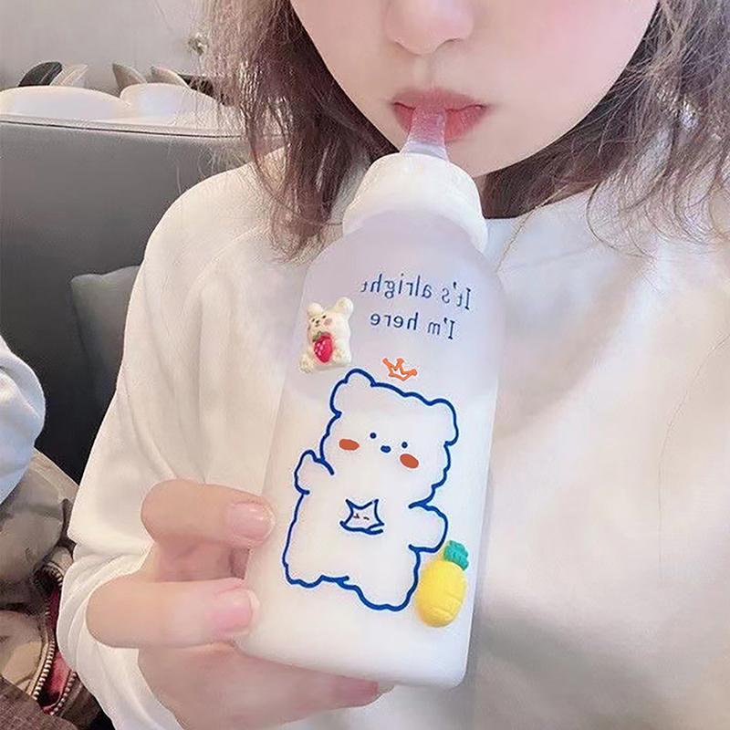 400Ml Kawaii Plastic Strawberry Bear Glass Water Bottle For Kids Adult Milk Juice Straw Cup Frosted Leakproof Drinking Bottles