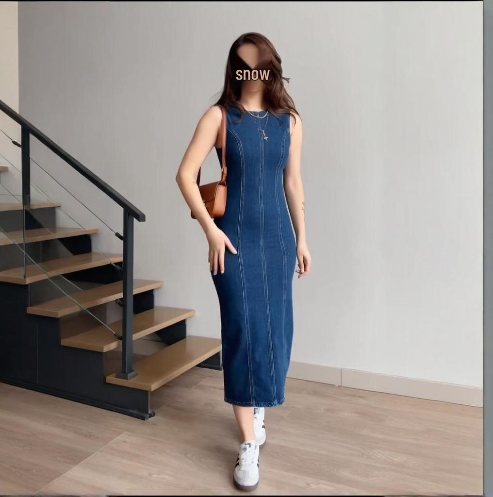 2025 European & American Sleeveless Round Neck Slimming Dress - Sexy & Commuting Style