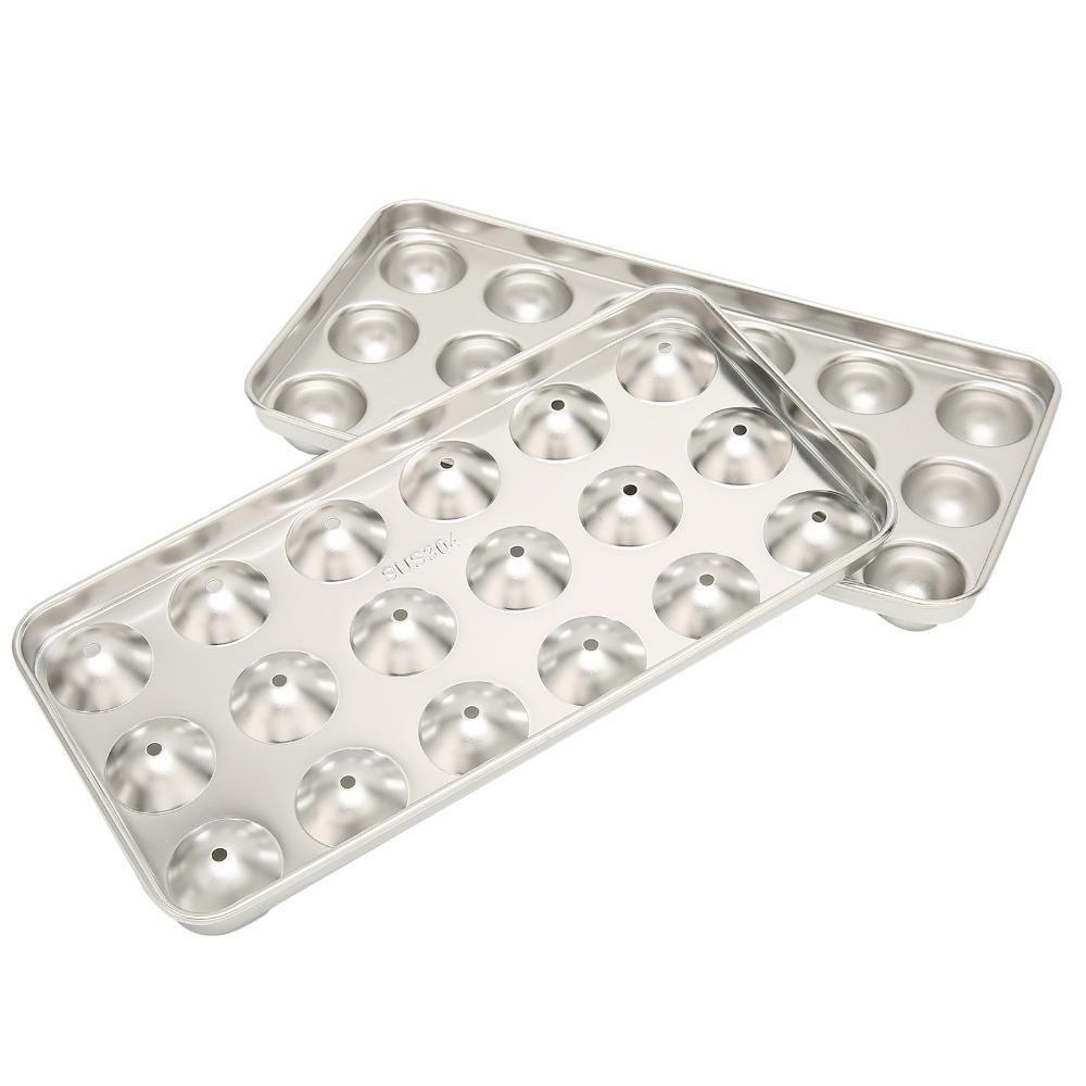 2 Piece 304 Stainless Steel Ice Cube Mold With Lid Ice Ball Mold Ice Cube Tray  For Beverage