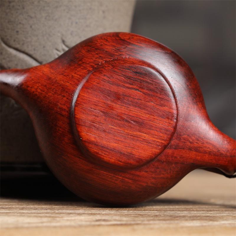 Sandalwood Small Teapot Ornament: Portable Wooden Handicraft Pendant