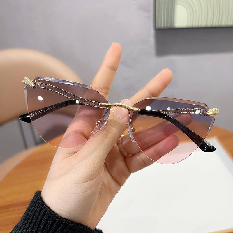 

JYL TS Sunglasses Women UV Protection Party Style YH8093 A-8401 средний фиолетовый