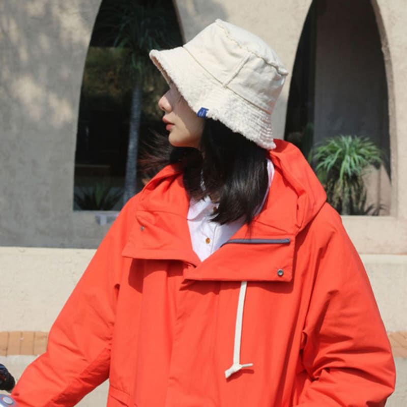 LOOKING4U On the Moment Reversible Pray Bucket Hat C5 Ivory