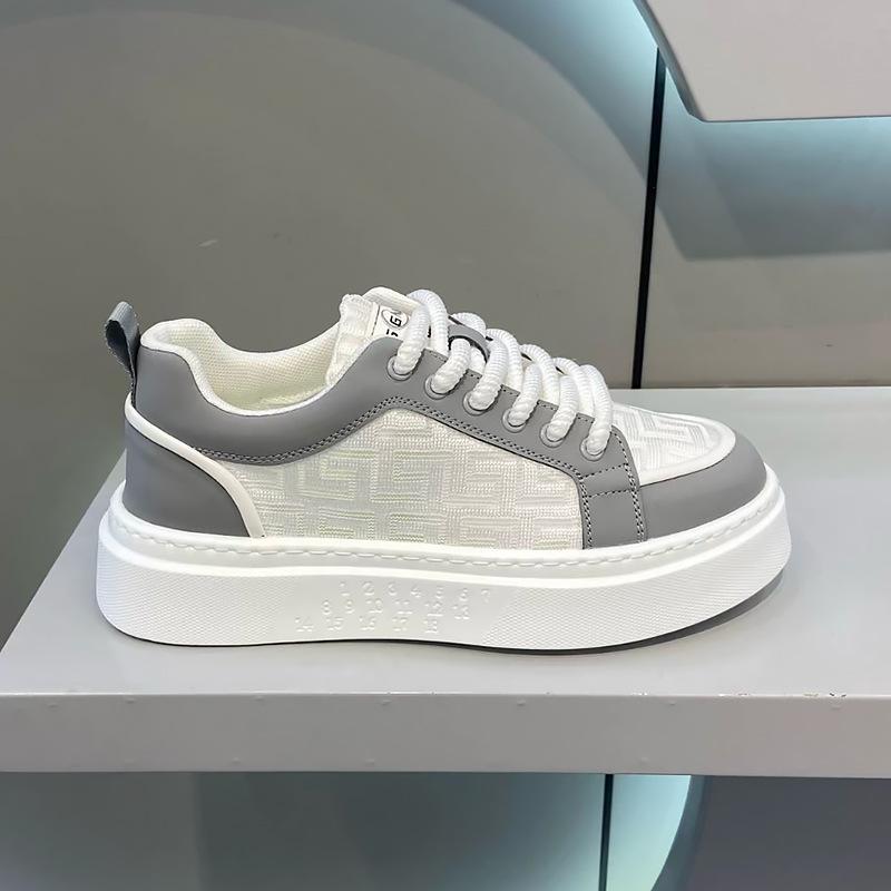 Frühling neue Lederfläche atmungsaktiv Low-Top Boardingschuhe weiche Sohle bequem einfarbig Sport Freizeit ok