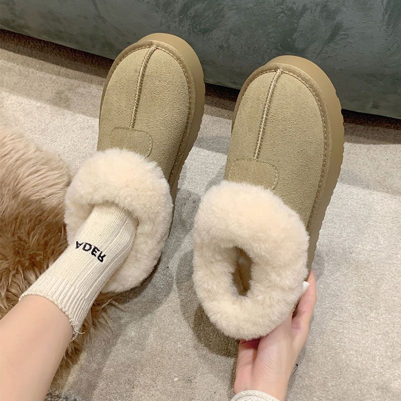 Thick-soled Snow Boots Women's New Velvet and Thickened Northeast Large Cotton Shoes with Integrated Fur and a Piece of Bread and Hair Shoes 2025