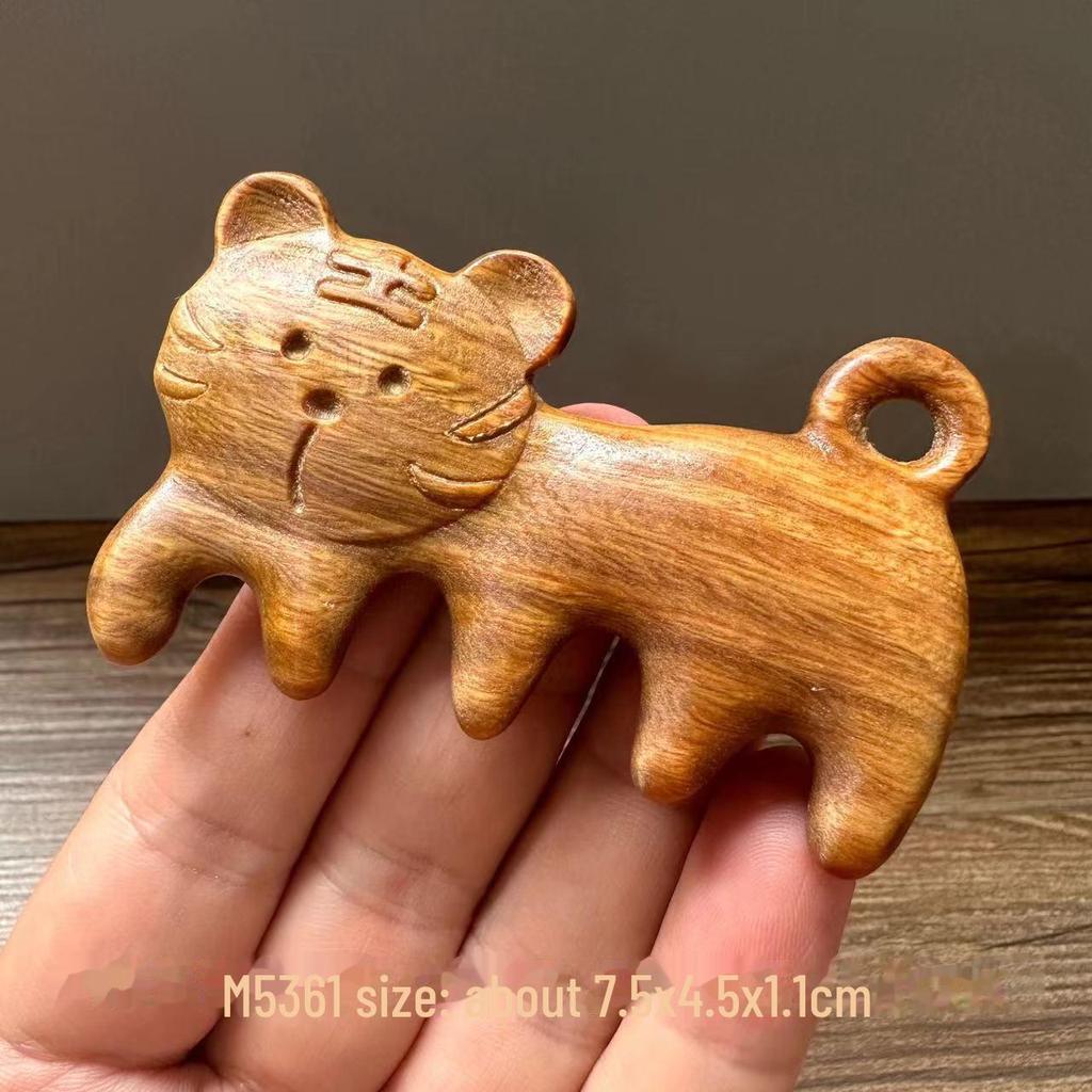 Green Sandalwood Carved Portable Scalp Massage Comb for Women