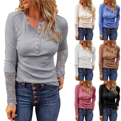 Dámske ležérne jednofarebné tričko Slim Fit s okrúhlym výstrihom a čipkovaným rukávom