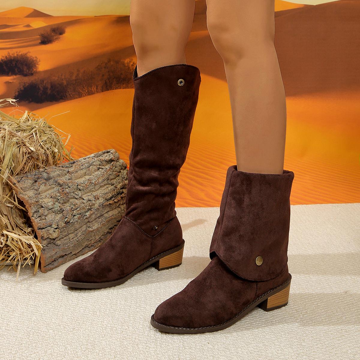 Зимние женские ковбойские сапоги на низком каблуке — фото 7