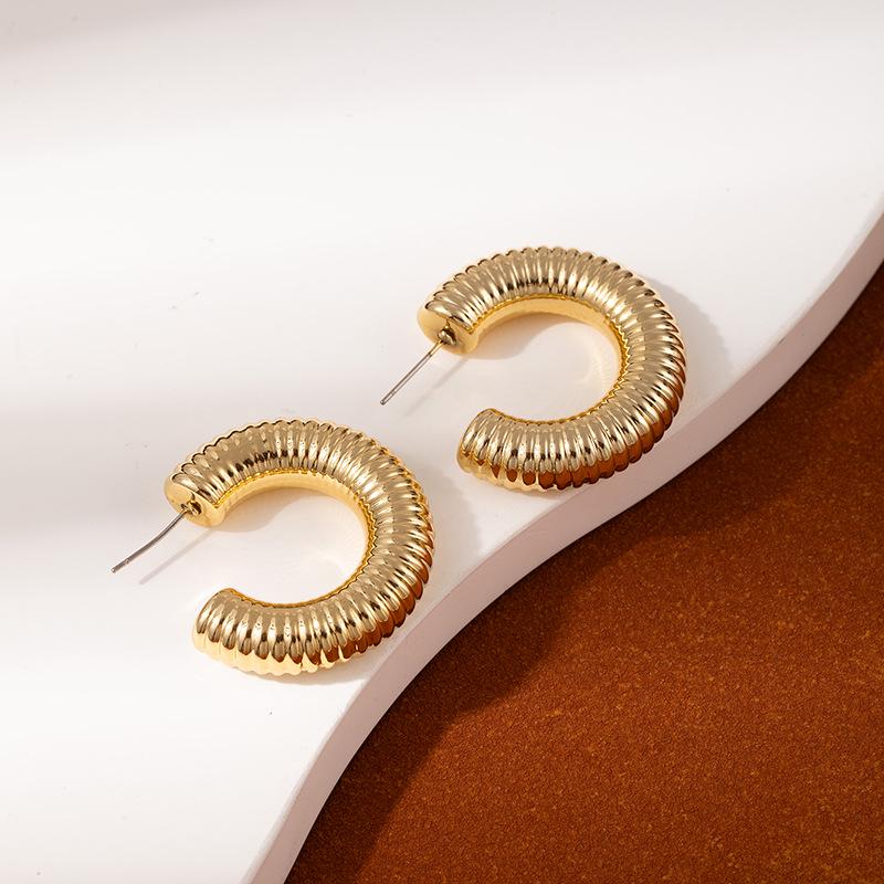 Exaggerated Floral Petal Earrings: Multi-layered Niche Design with a European & American Style