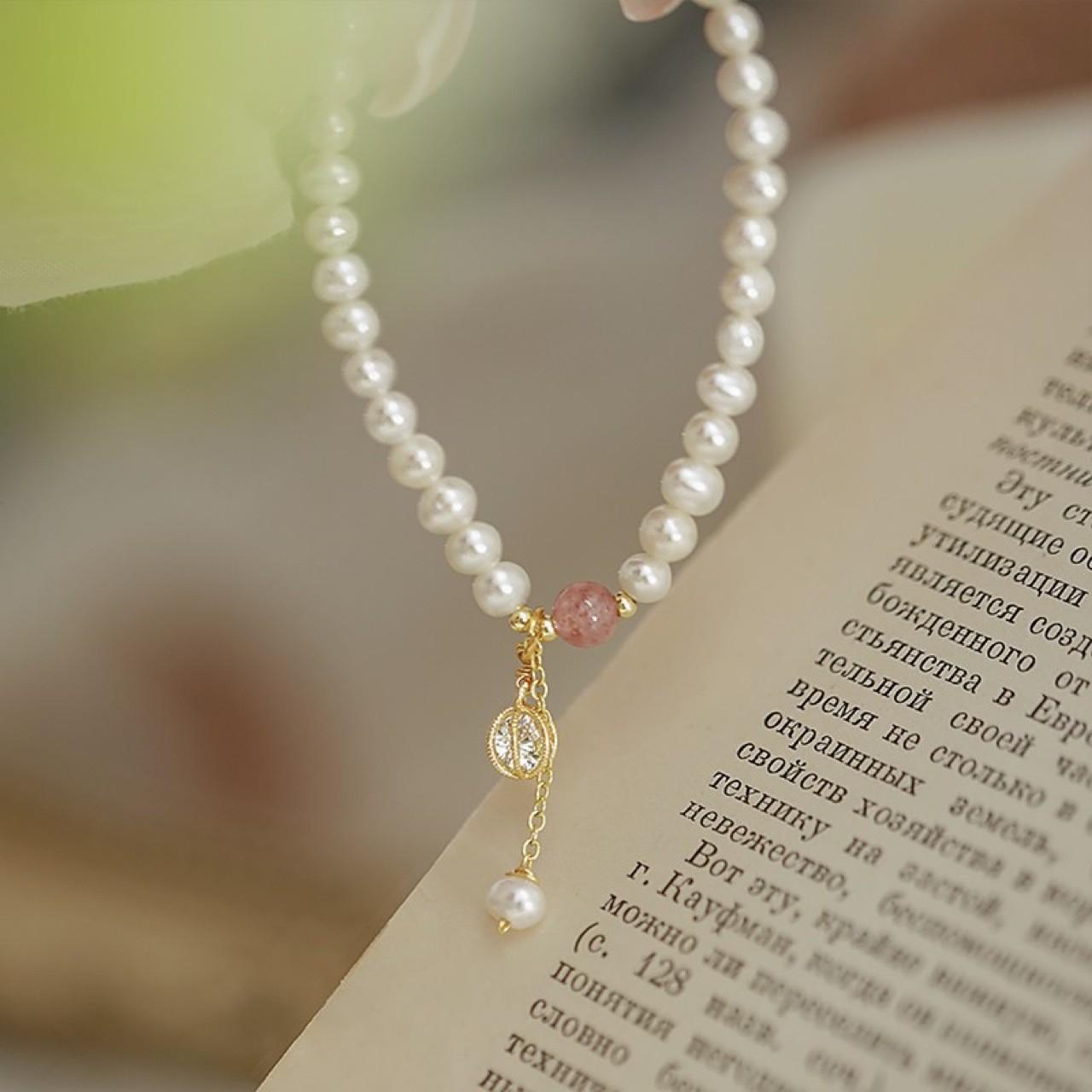 Vintage freshwater pearl bracelet niche design strawberry crystal beaded bracelet zircon fringed bracelet